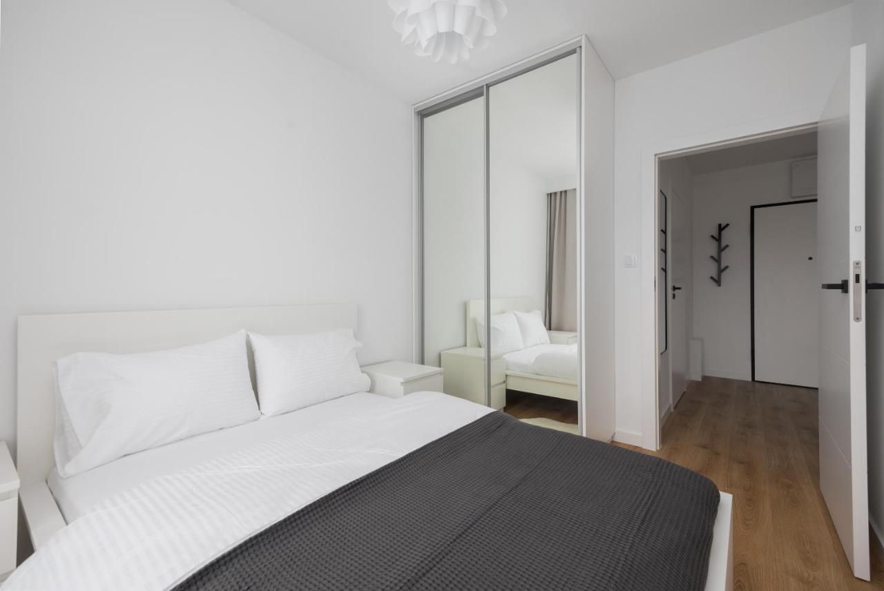 Aurora Prime Apartment Varsó Kültér fotó